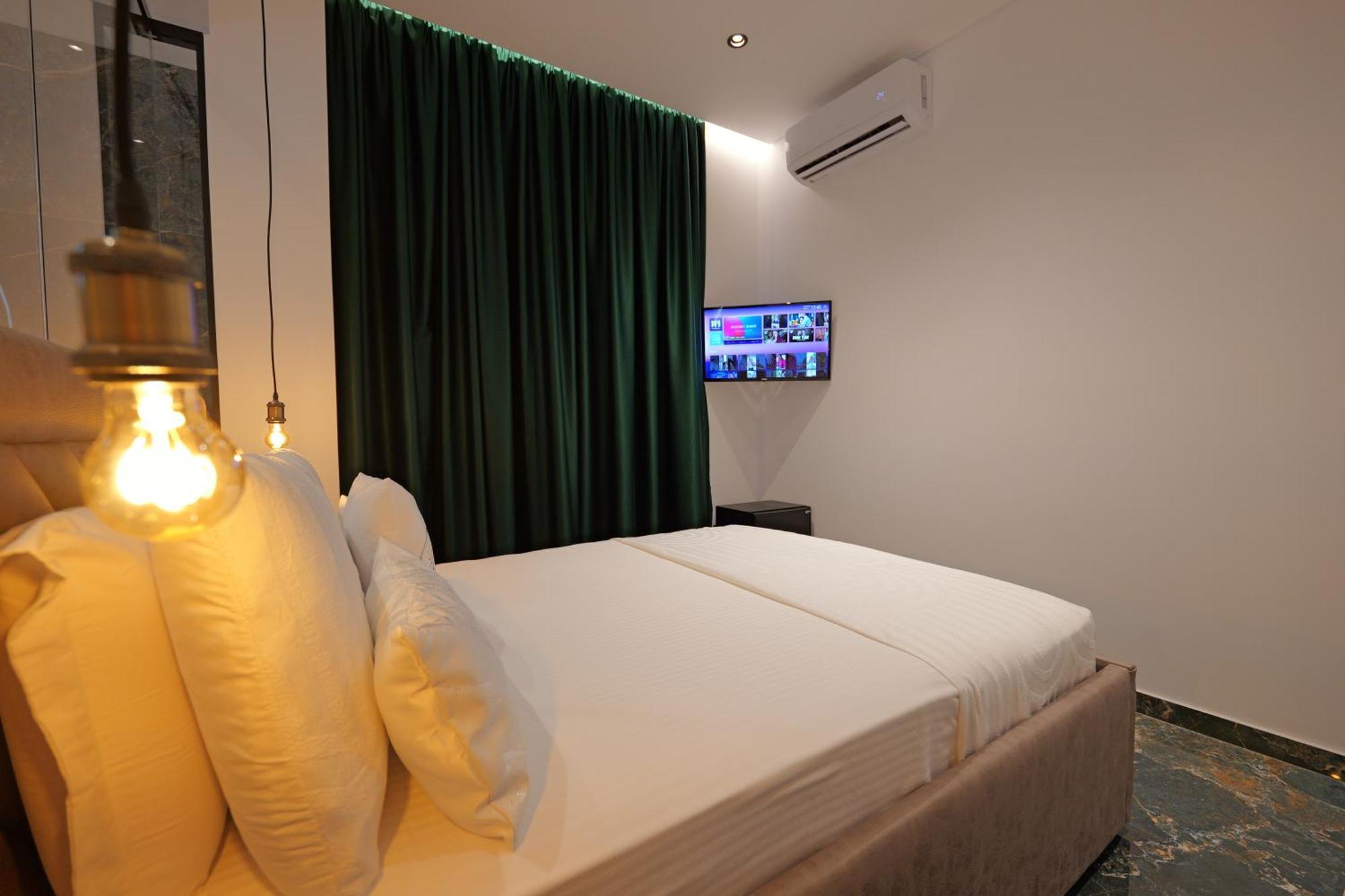 Siro Kerma Private Sarandë